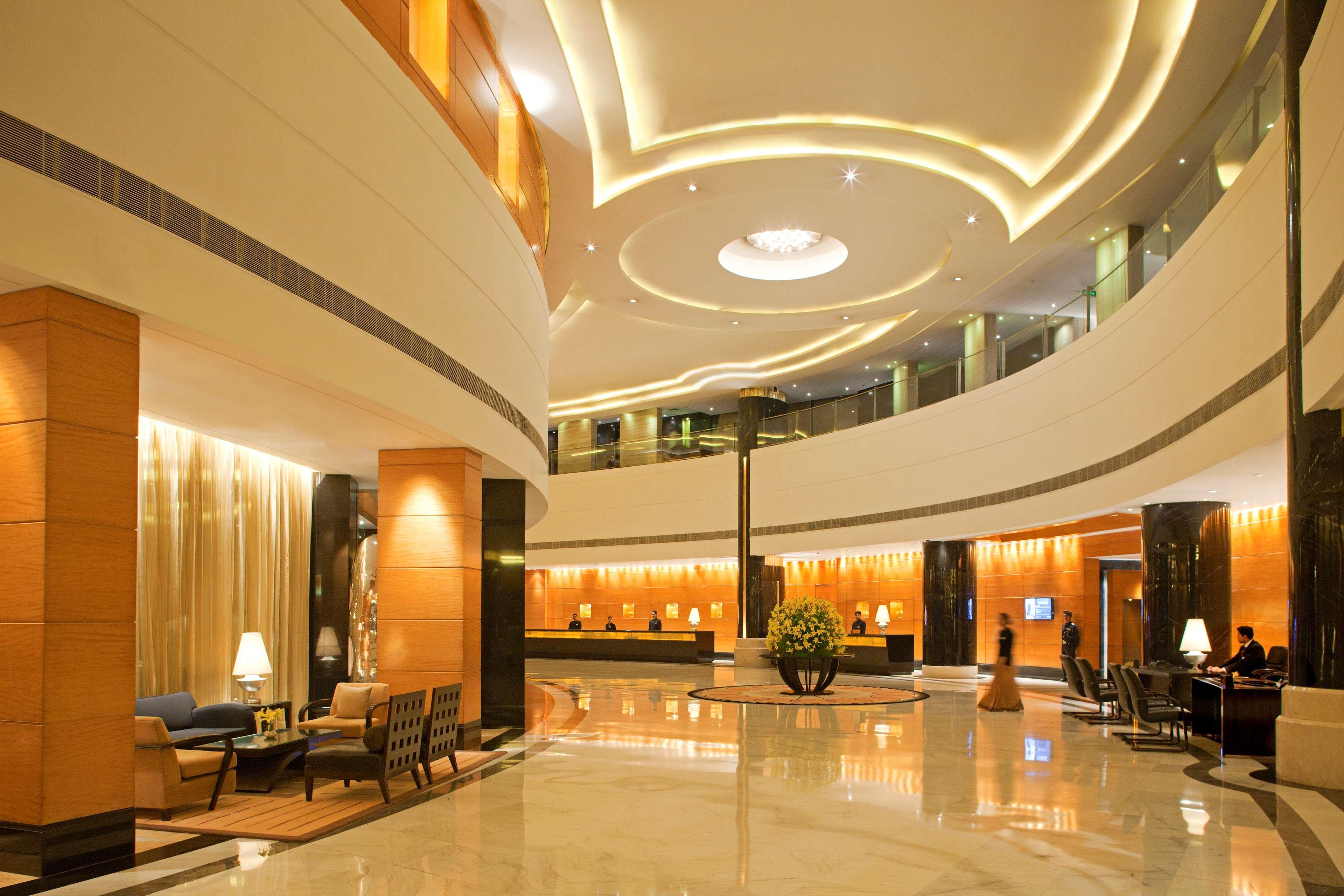 Radisson Blu Plaza Delhi Airport Otel Yeni Delhi Dış mekan fotoğraf